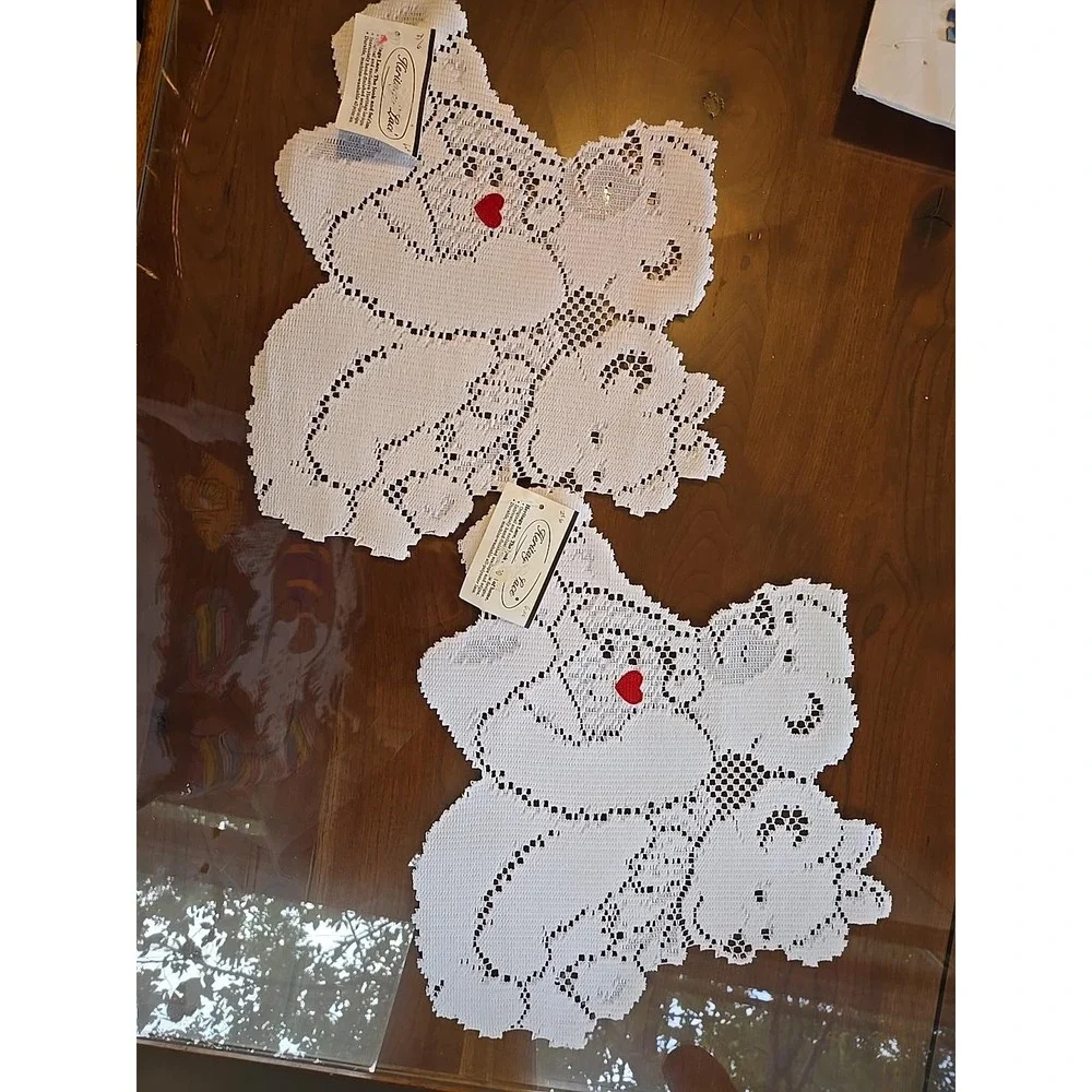 2 Vintage Heritage Lace Just Bears Placemats Teddy Bear Red Heart USA 12x14 NOS